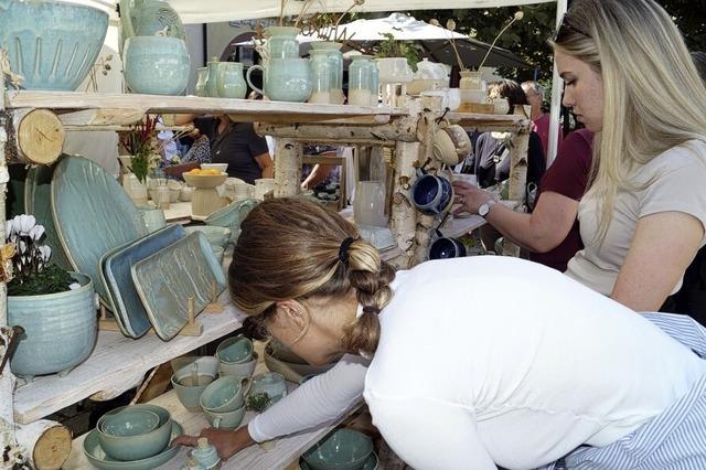 Kanderns Keramikmarkt zieht viele junge Menschen an