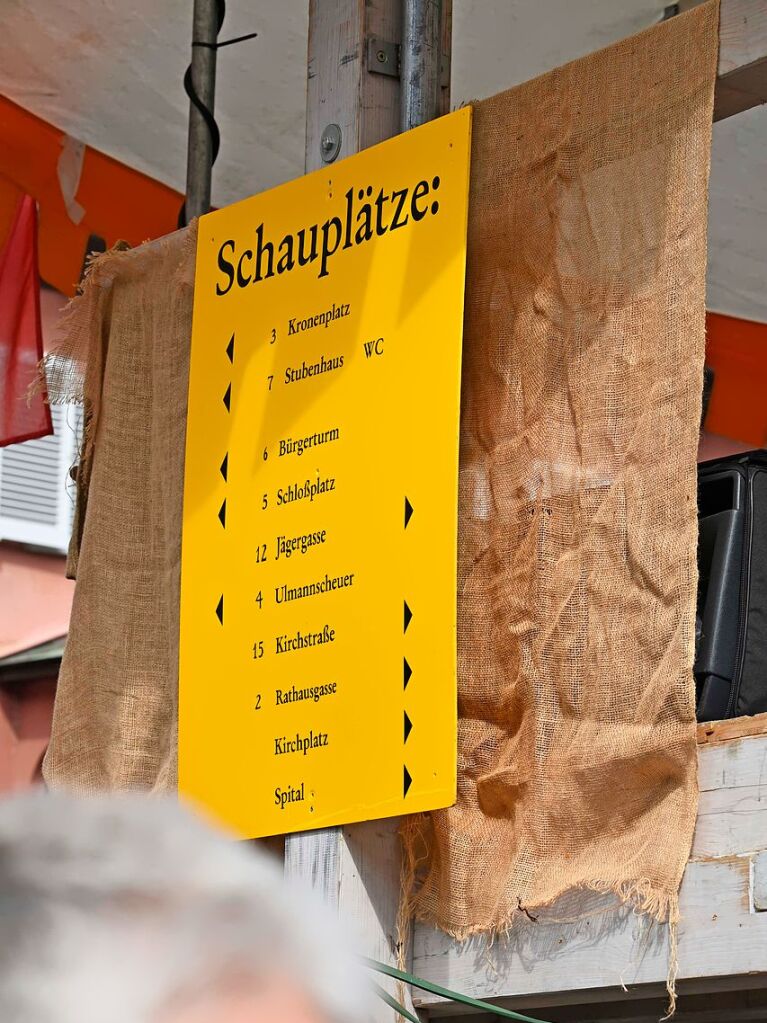 Die Staufener Stadtgeschichten erblhen im sptsommerlichen Licht: Das mittelalterliche Stdtchen wurde erneut perfekt in Szene gesetzt. Bunte, aufwndige Kostme, feierliche Musik und kulinarische Vielfalt standen an der Tagesordnung.