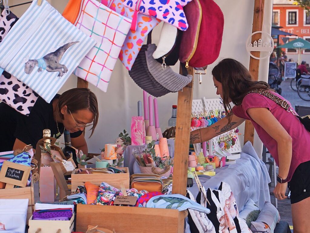 37 Aussteller beteiligten sich am Kunsthandwerkermarkt in der Kenzingen Innenstadt.