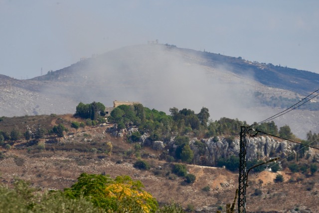 Israel k&ouml;nnte seine Angriffe im S&uuml;dlibanon ausweiten. (Archivbild)  | Foto: Ali Hashisho/XinHua/dpa