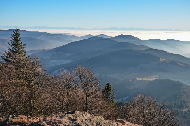 Blick vom Belchen: Im Naturpark Sdsch...dte und Gemeinden zusammengeschlossen.  | Foto: Gabriele Hennicke