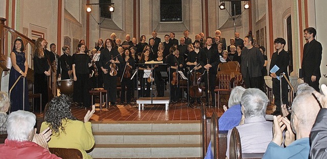 Der Kammerchor Emmendingen heimste begeisterten Applaus ein.  | Foto: Hildegard Karig