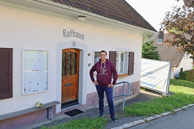 Wohnt ganz in der Nhe des Rathauses: ...er Ortsvorsteher  Sebastian Johannsen.  | Foto: Alexandra Gnzschel