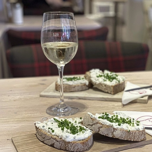 Bibelesks, Brot und Wein  | Foto: Ulrike Ott