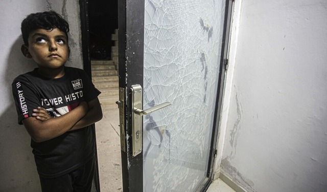 Zwischen den Fronten: Im Krieg zwische...gefeuerten Hisbollah-Rakete getroffen.  | Foto: Nasser Ishtayeh (dpa)