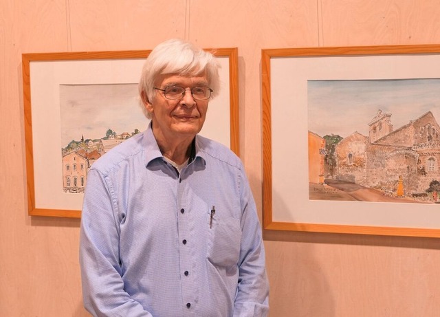 Der Knstler Mathias Kunze aus Freibur...aus in Reute  seine Landschaftsbilder.  | Foto: Dieter Erggelet