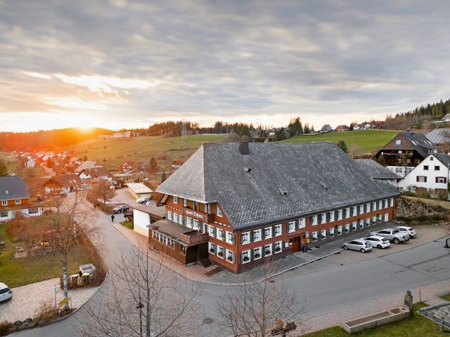 Das Traditionshotel bei Abendstimmung  | Foto: Boutiquehotel Ochsen