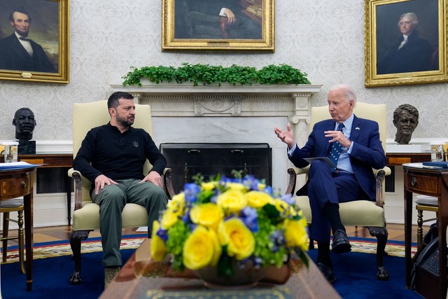 Bidens Regierung unterst&uuml;tzt die ...mpf wie kein anderer Verb&uuml;ndeter.  | Foto: Susan Walsh/AP