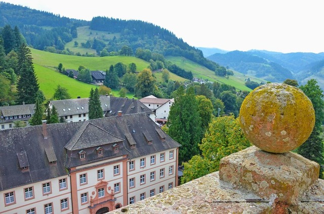 Die Aussicht vom Turmumgang auf der Pfarrkirche  | Foto: Gabriele Hennicke