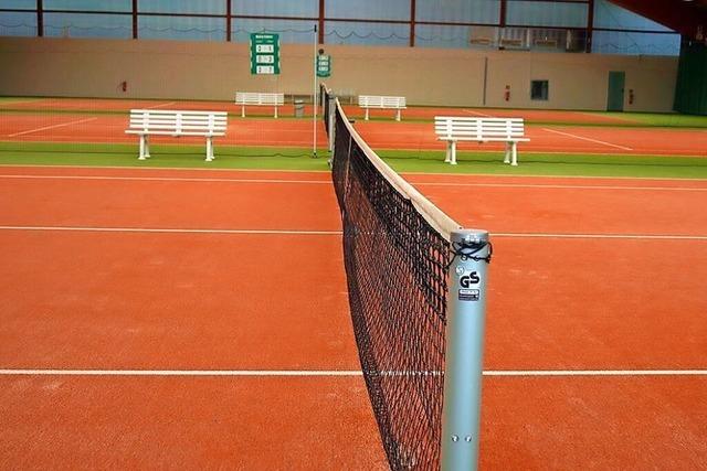 Sportliches Engagement: Tennishalle in Badenweiler geht wieder in Betrieb