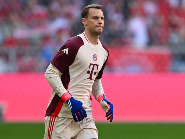 Manuel Neuer steht nach seiner Verletzung wieder im Tor des FC Bayern.  | Foto: Sven Hoppe/dpa