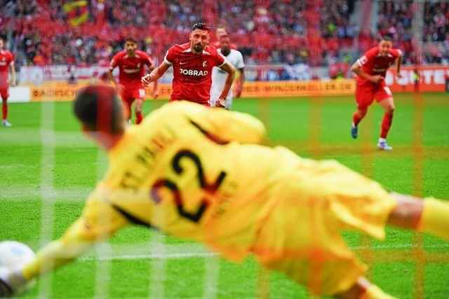 Der SC Freiburg findet kein Rezept gegen tiefstehende G�ste aus St. Pauli