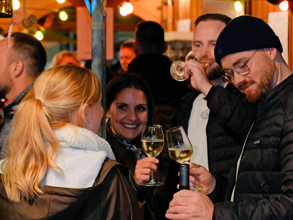 Eingebettet ins 65. Ortenauer Weinfest in der Offenburger Innenstadt war zur Feier von 100 Jahre Oberrheinmesse Offenburg ein Festumzug am Sonntagvormittag. Das Weinfest dauert noch bis Montagabend, 30. September.