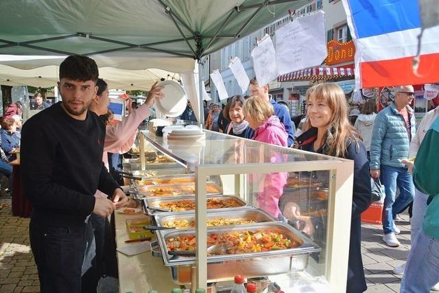 Die Innenstadt wird beim Schopfheimer Herbstmarkt zur Festmeile