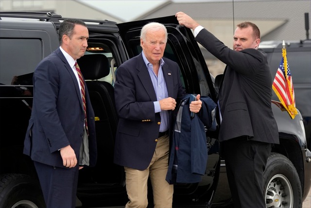 US-Pr&auml;sident Biden will mit Israe...ahu &uuml;ber die Lage in Nahost reden  | Foto: Manuel Balce Ceneta/AP