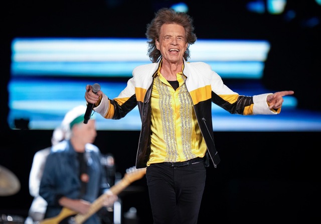 Rolling-Stones-S&auml;nger Mick Jagger...ab. Inzwischen ist er 81. (Archivbild)  | Foto: DARRYL DYCK/The Canadian Press/AP/dpa