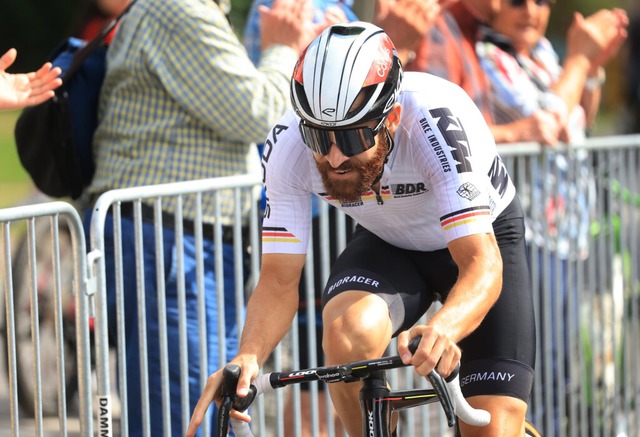 Simon Geschke  bei der Deutschland-Tour im August  | Foto: Karl Josef Hildenbrand (dpa)