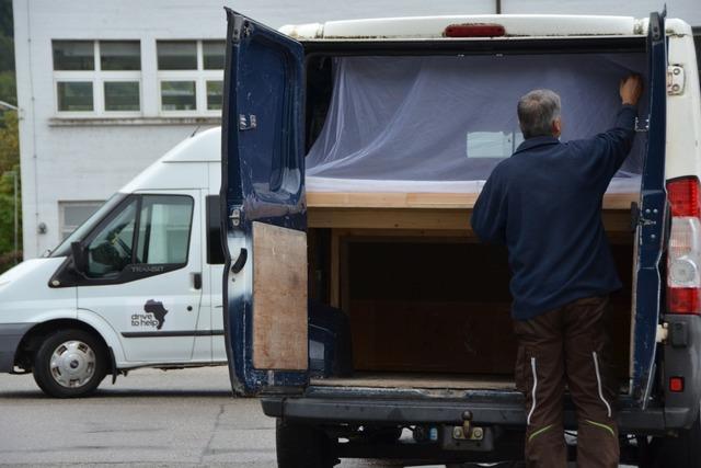 Waldkircher Verein bringt Transporter nach Gambia