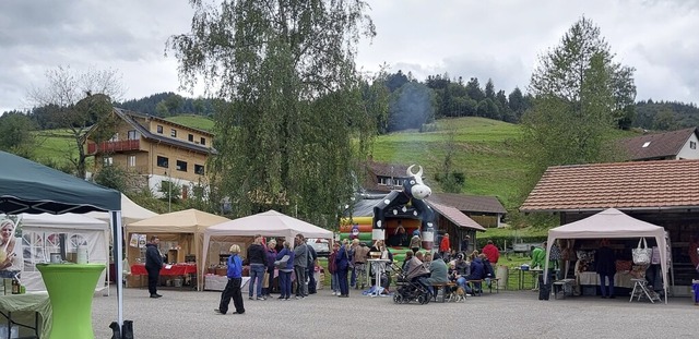 Das Marktgelnde beim Haus der Blasmusik in Marzell  | Foto: Rolf-Dieter Kanmacher