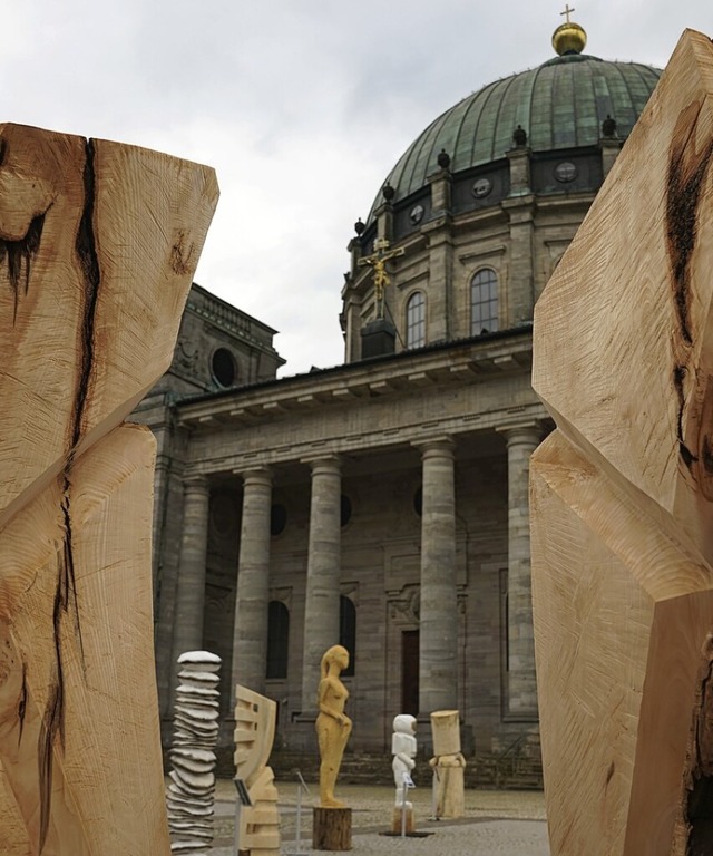 Am 17. Menzenschwander Herbstmarkt fin...und die Skulpturenversteigerung statt.  | Foto: Susane Gilg (Stadt St. Blasien)