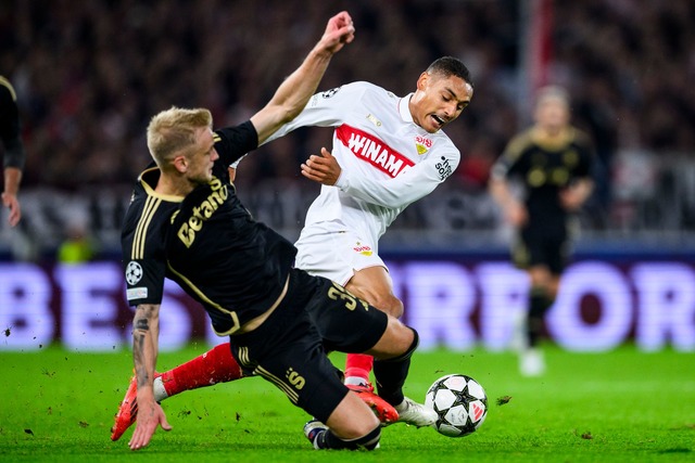 Brachte den VfB gegen Prag fr&uuml;h in F&uuml;hrung: Enzo Millot (r.).  | Foto: Tom Weller/dpa