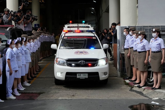 Thailand steht nach dem Tod der Kinder unter Schock.  | Foto: Sakchai Lalit/AP