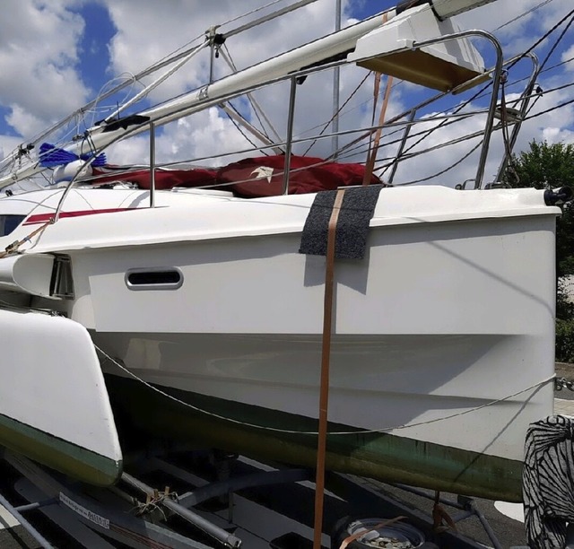 Unbersehbarer Fund des Hauptzollamts ...boot im Wert von rund 150.000 Franken.  | Foto:  Hauptzollamt Singen