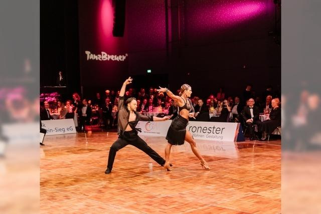 Sechs Profitanzpaare treten beim Latin Cup der Tanzschule Wegel am 19. Oktober in Offenburg an