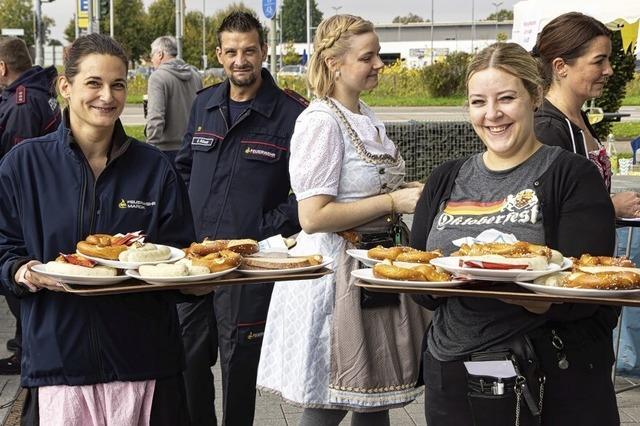 Hock bei der Feuerwehr