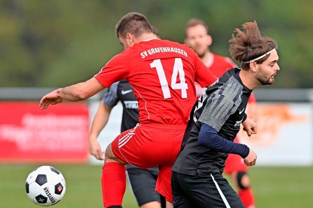 Michael Eichhorn (Nr.14/links) und der SV Grafenhausen gingen leer aus.  | Foto: Wolfgang Scheu