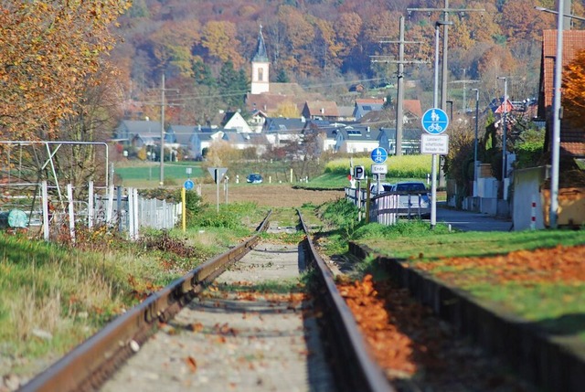 Die Kandertalbahn in Binzen mit Blick auf Rmmingen.  | Foto: Thomas Loisl Mink