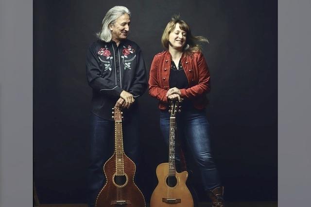 Bluebird singen und spielen in der Klosterschiire in Oberried