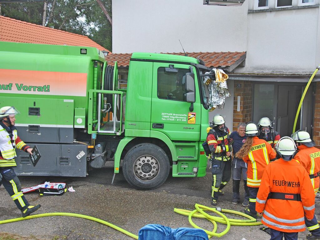 Das realistische bungsszenario verlangte den Rettungskrften von Feuerwehr und Rotem Kreuz einiges ab.