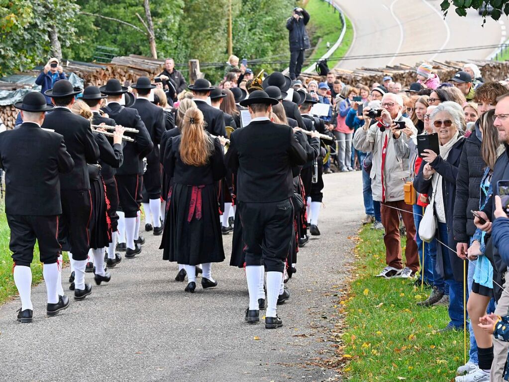 Wenn die Rinder fr die kalte Jahreszeit die hoch gelegenen Weiden verlassen, werden sie von den Menschen in Mnstertal und einem Volksfest empfangen.