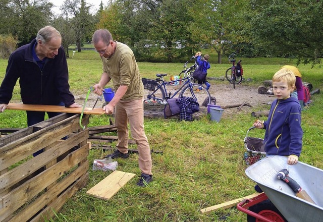 Gemeinsam wurde im  Naturentdeckergarten gearbeitet.  | Foto: Antje Schnacke-Frst/Naturentdeckergarten