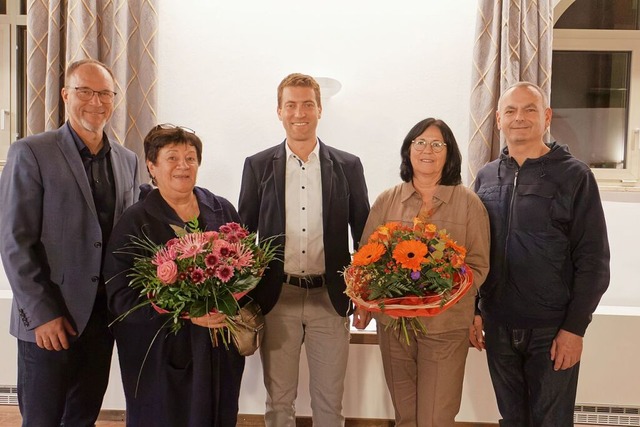 Abschied und Ehrung bei der Volkshochs...mann-Eichenbaum und Markus Jablonski.   | Foto: Ruth Seitz