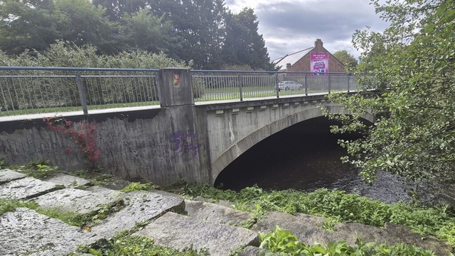 De Zustand der  Brcke der   Bundesstr...ht,  eine Instandsetzung sei geplant.   | Foto: Christian Kramberg