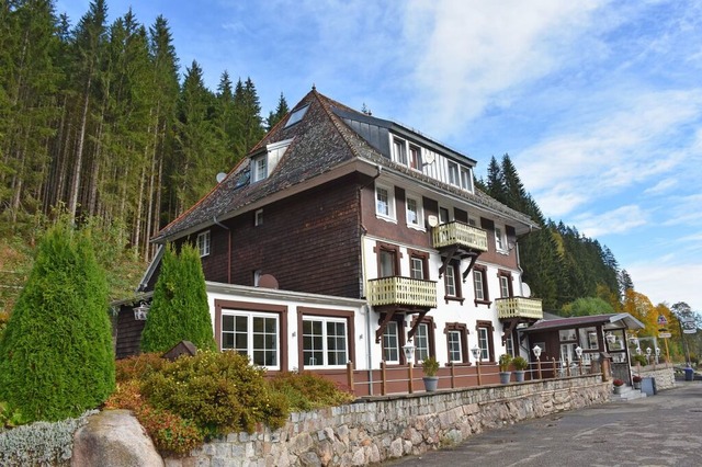 Im Gasthaus Lffelschmiede an der Brud...zarten soll eine Spielhalle entstehen.  | Foto: Thomas Biniossek