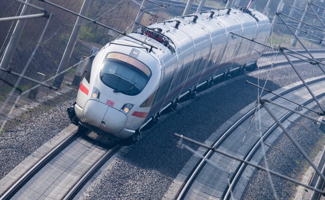 Fahrplanwechsel bei der Deutschen Bahn<Bildquelle></Bildquelle>  | Foto: Julian Stratenschulte (dpa)