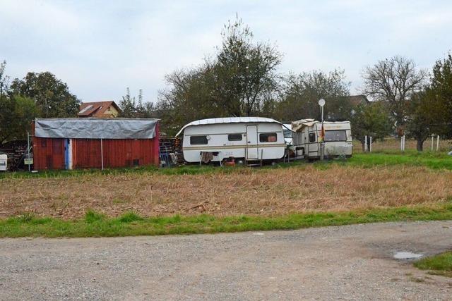 Anwohner beschweren sich ber Familie, die auf einem Gelnde in Kappel illegal campieren soll