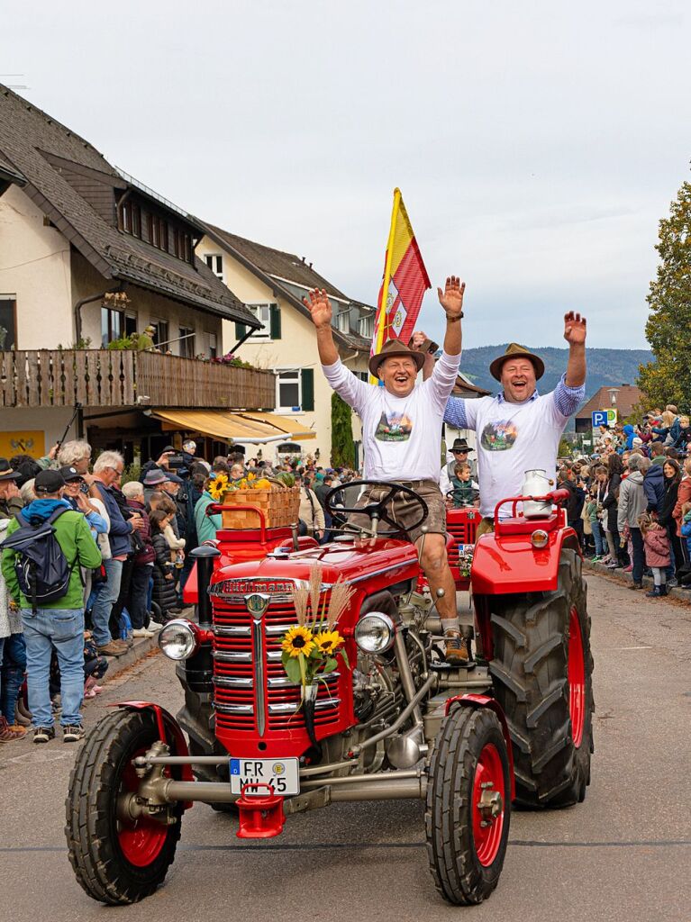 Die Tiere der Erlenbacher Weidegenossenschaft sind wieder im Tal. Das wurde in Oberried beim Almabtrieb mit einem groen Fest gefeiert.