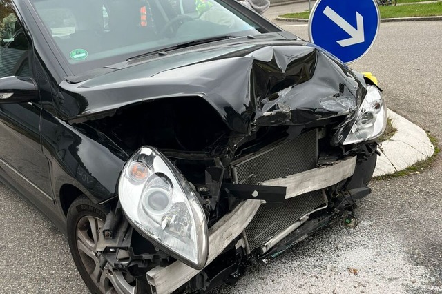 In Zell kam es zu einem Unfall.  | Foto: Polizei