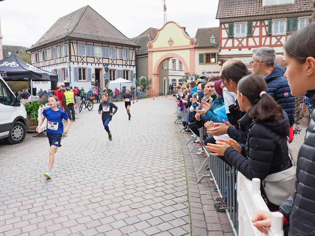 Schler auf dem Weg zum Ziel