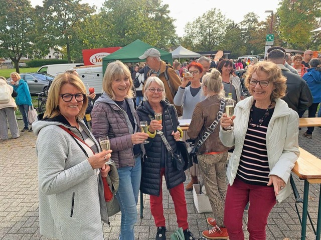 Gut besucht war das Herbstfest des Marcher Wochenmarktes.  | Foto: Mario Schneberg