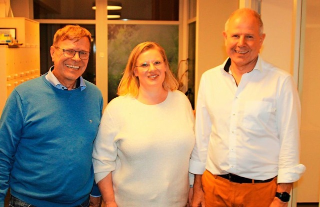 Richard Mller, Kerstin Posniak und Ro...licke in die Arbeit der Sozialstation.  | Foto: Rolf Reimann