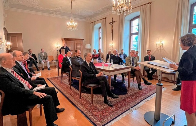 Eine Delegation von Ordensmitgliedern ...uvernen Malteser-Ritterordens in Rom.  | Foto: Sabine Model