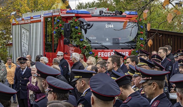 Die Einweihung des neuen geschmckten ...gs wurde von vielen Gsten begleitet.   | Foto: Hubert Gemmert