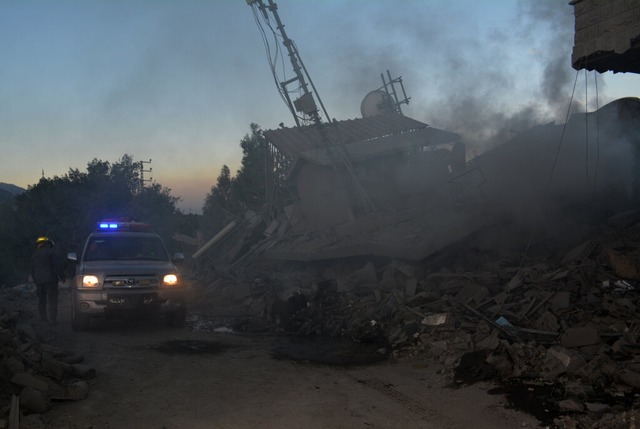 Die israelischen Angriffe im Libanon gehen weiter.  | Foto: Maher Kamar (dpa)