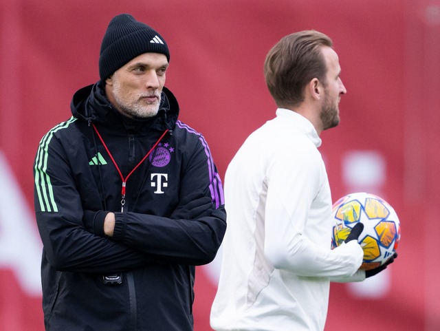 Ein Wiedersehen gibt es nun bei den Th...ml;r Thomas Tuchel (l) mit Harry Kane.  | Foto: Sven Hoppe/dpa