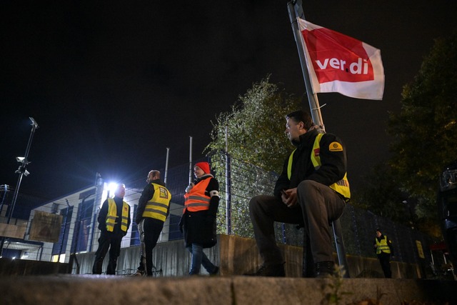 Die Warnstreiks sollen bis Freitag dau...de wird in der Regel nicht gearbeitet-  | Foto: Hannes P. Albert/dpa